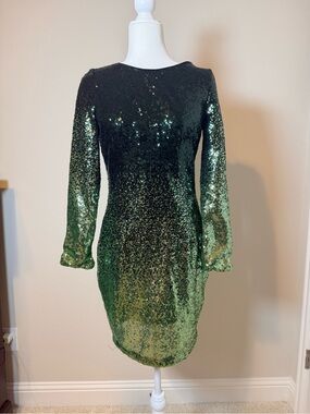 Small, new without tags. Green Sequin Long Sleeve Bodycon Dress
